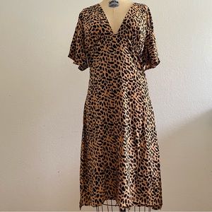 Nasty Gal leopard-print 40’s style dress- Sz 8